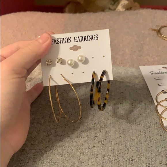 earrings - Picture 2 of 5